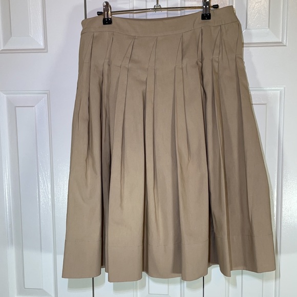 EUC Talbots Pleated Ladies Skirt size 6 - Picture 3 of 6